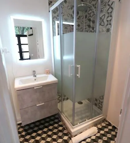 Cocon Moderne - A Deux Pas De Bercy Apartment *